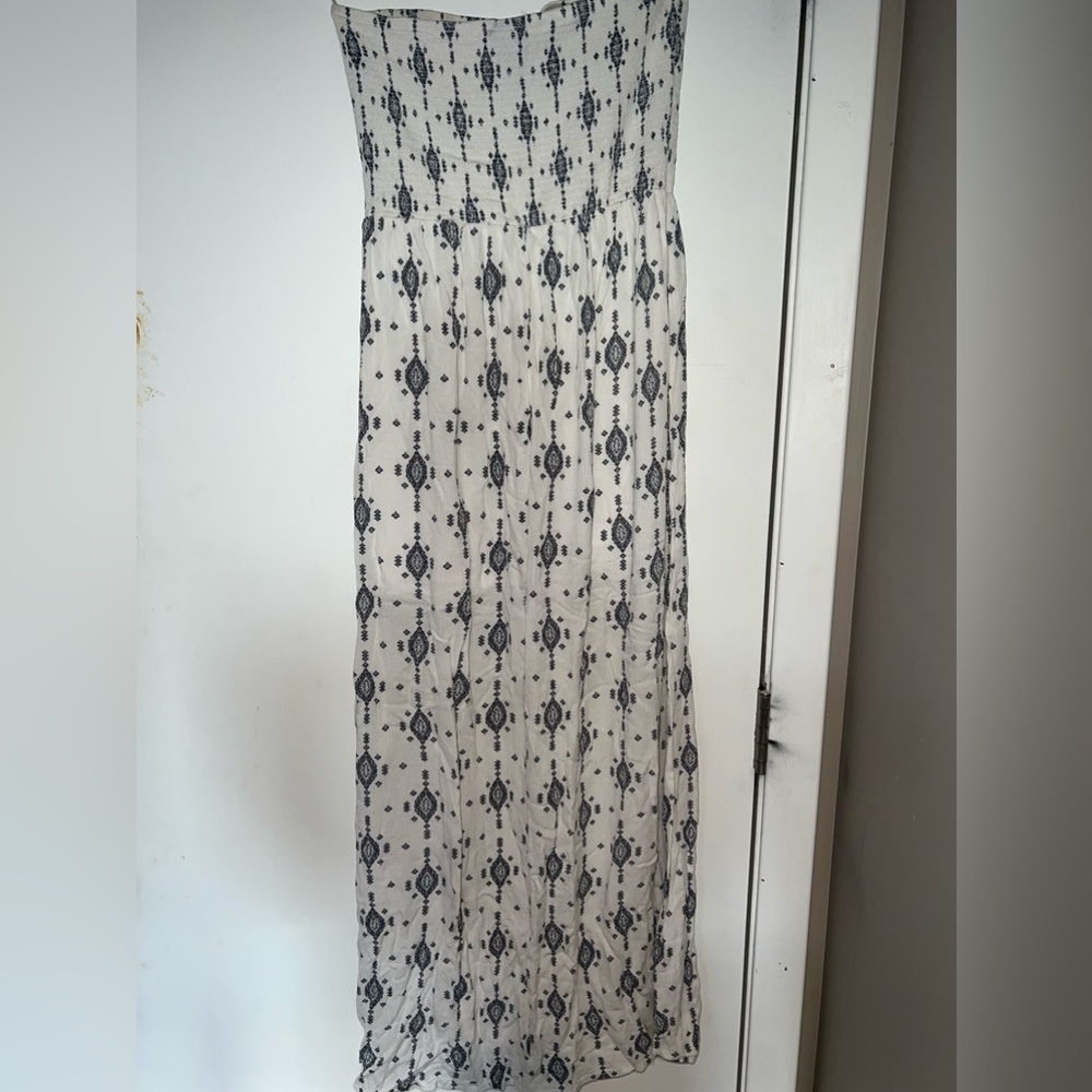 Maxi Dress with Slit - Picture 3 of 4